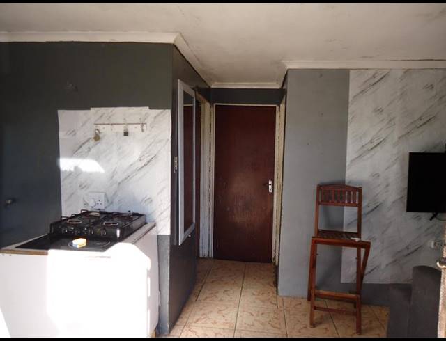 2 BEDROOM HOUSE FOR SALE IN UMRHABULO TRIANGLE
